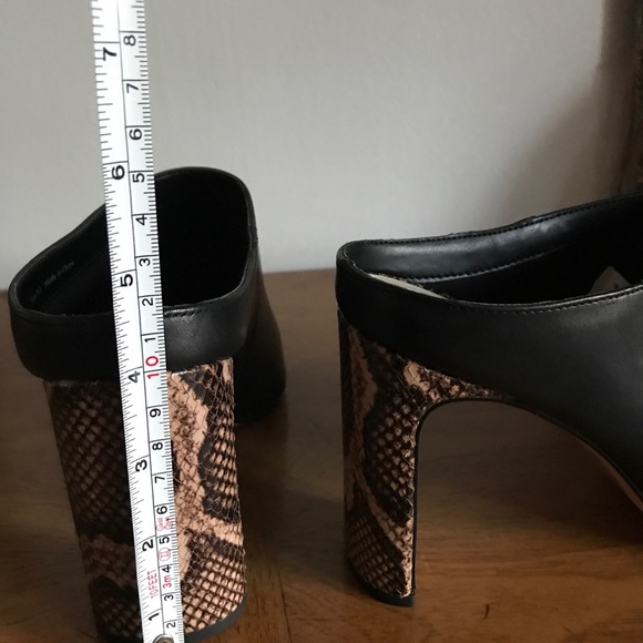 Dolce Vita Black Snake embossed heel Leather Mules - Picture 14 of 15